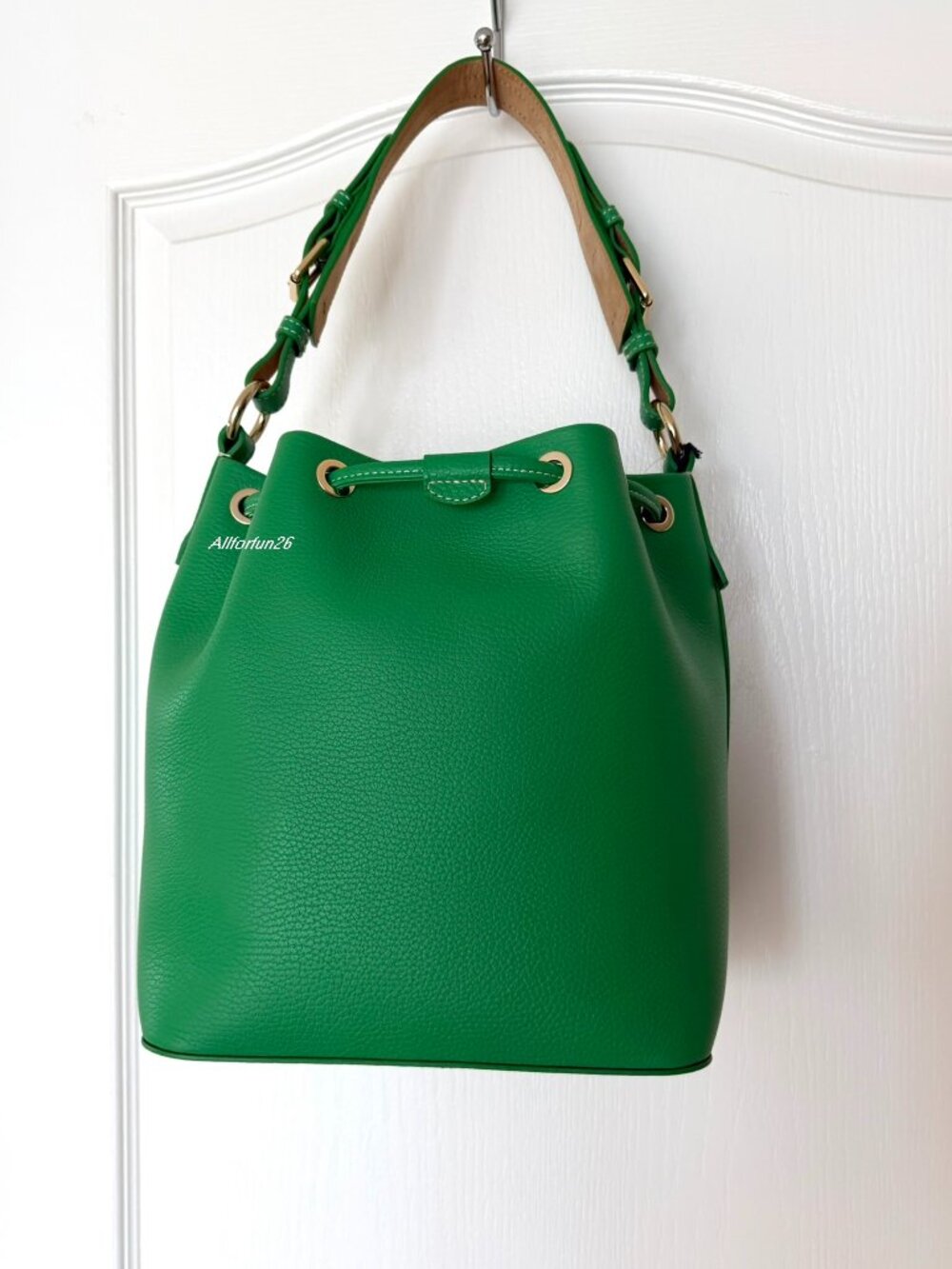 Dooney & Burke Drawstring Shoulder Bucket Bag Lucca Leather Kelly Grass Green - Picture 2 of 8